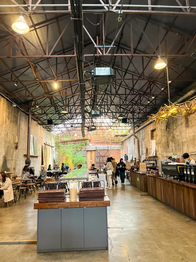 roomy warehouse turned coffee shop in the trendy seongsudong area in seoul