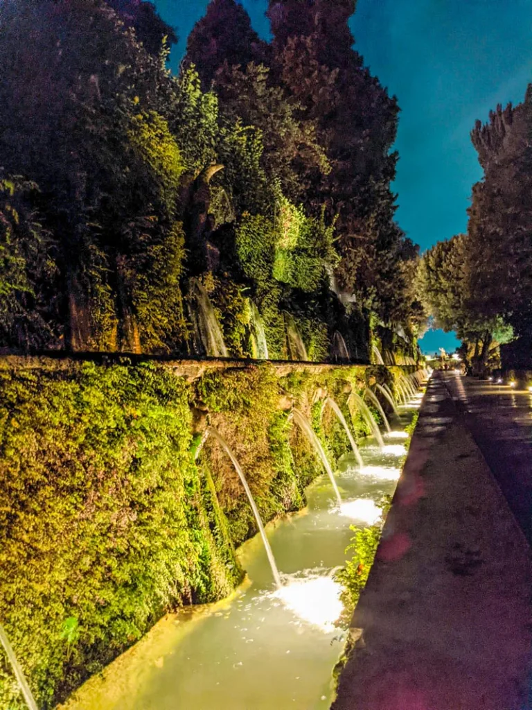 a wall of water fountains at villa d'este outside of rome