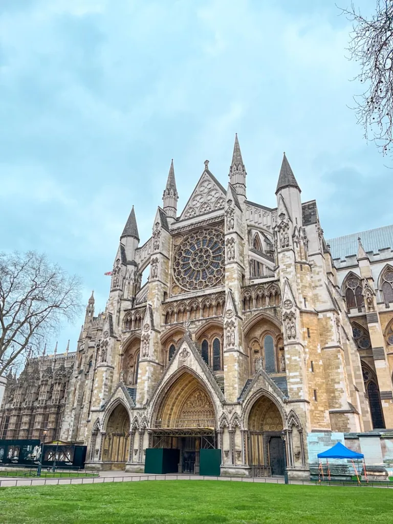 side facade of westminster abbey in london