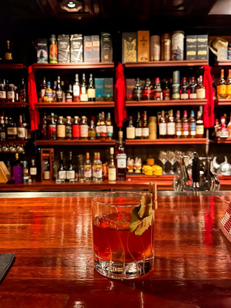 a negroni-style cocktail at alice cheongdam cocktail bar in seoul