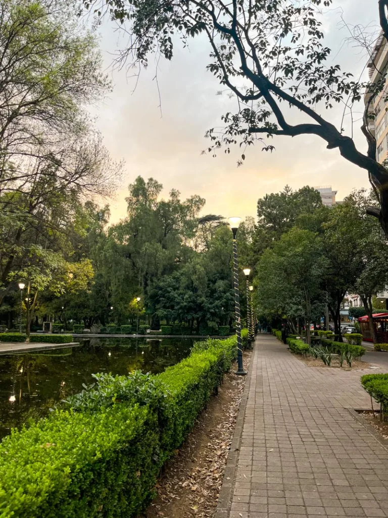cute pedestrian path at Lincoln Park, in polanco, mexico city